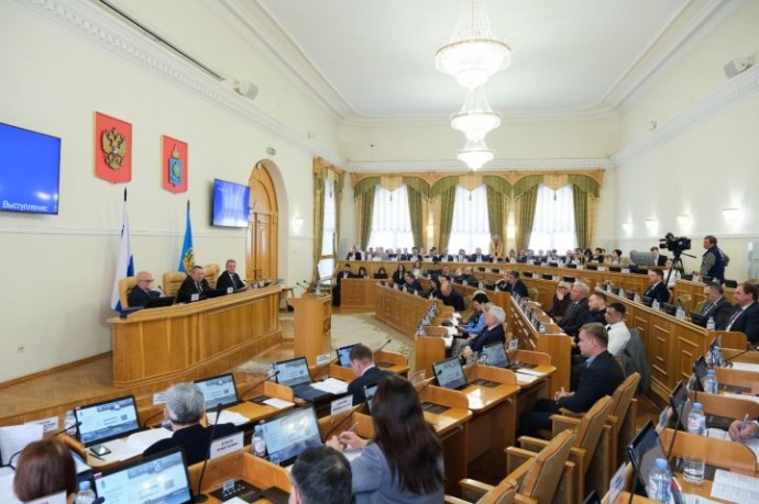 Депутаты областной Думы расширили полномочия регионального правительства