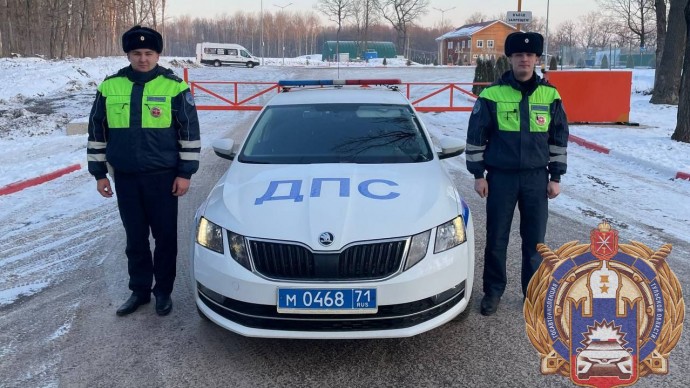Дважды за месяц инспекторы ГАИ помогали тулякам, попавшим в сложную ситуацию на дороге