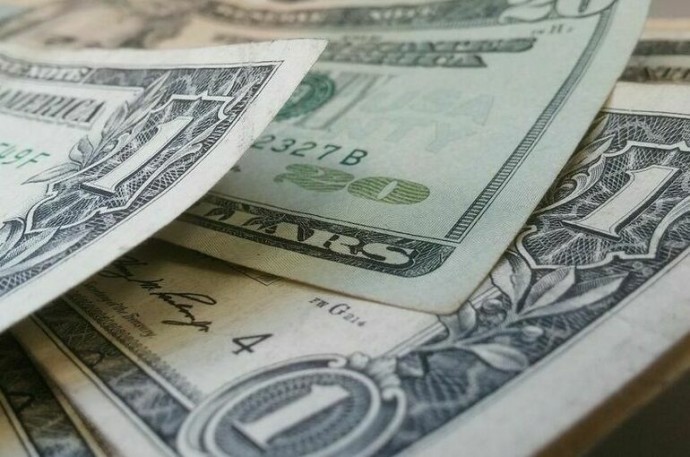 США завершат финоперации с «Газпромнефтью» и «Сургутнефтегазом» 27 февраля