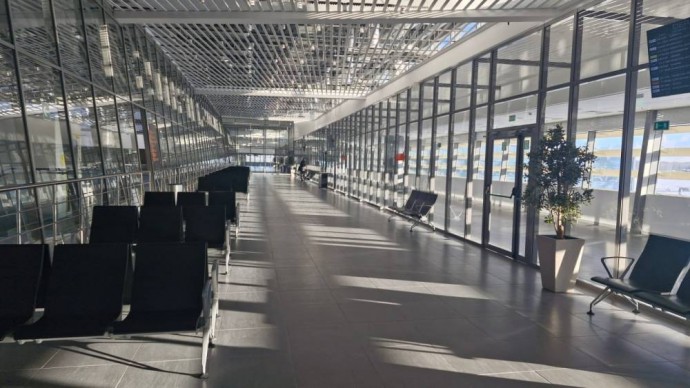 Аэропорт Перми временно закрыли на прием и выпуск воздушных судов