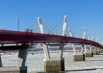 Китай сократил число рейсов в Благовещенск по мосту через Амур