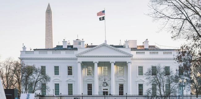 Перенос места инаугурации трампа вызвал большой переполох в Вашингтоне — WP