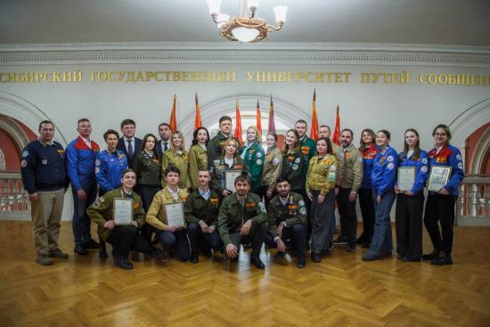 Полпред Президента России в СФО встретился с представителями штаба студенческих отрядов Сибири