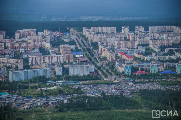 Дворовые территории 11 домов обновят в Нерюнгри к юбилею города