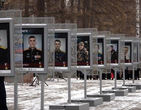 В Уфе презентовали фотоэкспозицию под открытым небом «Герои и подвиги»