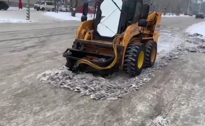 В Чите запатентовали технику для уборки дорог и тротуаров