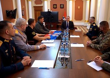 Губернатор Амурской области встретился с Героями России