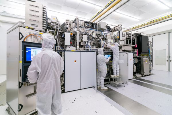 NVIDIA по итогам прошлого года стала третьим по величине выручки поставщиком чипов
