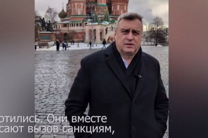 Вице-спикер парламента Словакии Андрей Данко, на фоне Кремля заявил, что в России всё в порядке.