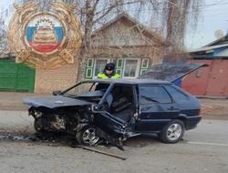 В аварии с "Мерседесом" пострадала 20-летняя автомобилистка
