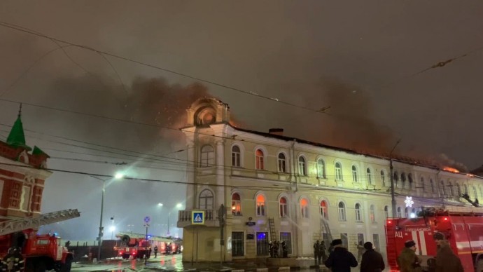 В Туле приостановлен доступ к сгоревшему зданию военного госпиталя