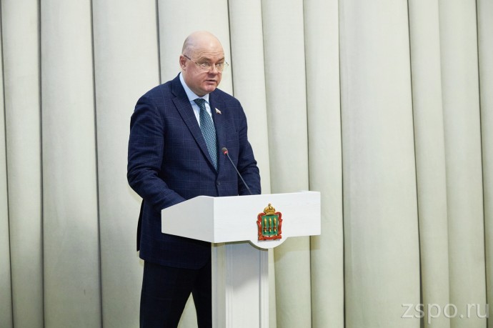 Вадим Супиков принял участие в рассмотрении итогов и перспектив деятельности в сфере ГО и ЧС
