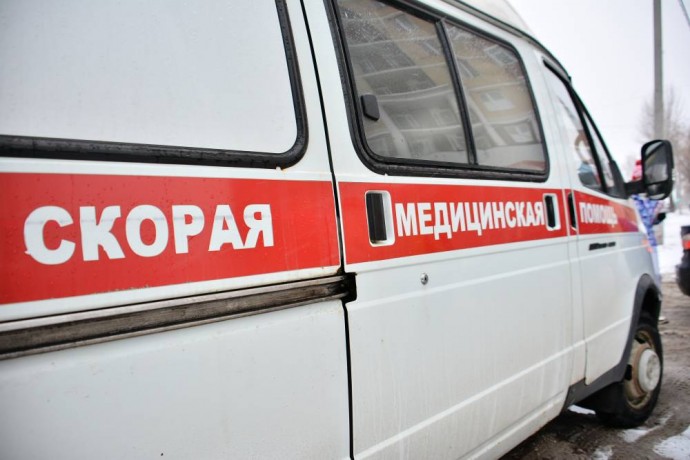 На федеральной трассе в результате ДТП столкнулись иномарка и внедорожник