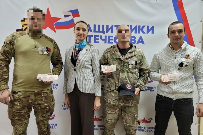 В Орле бойцам ЧВК «Вагнер» вручили ветеранские удостоверения