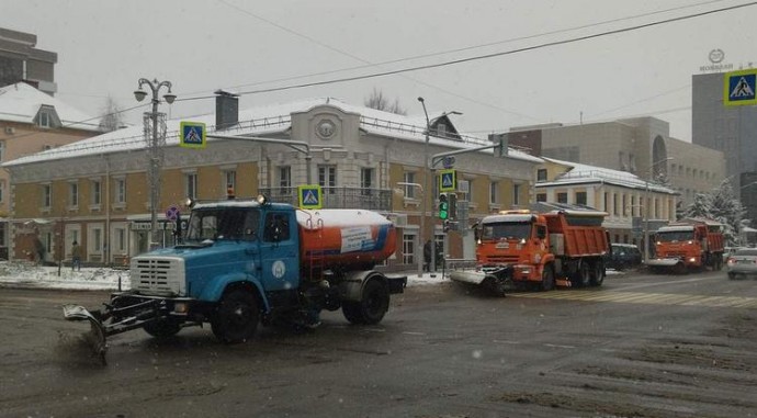 На усиленное ночное дежурство в Белгороде заступили коммунальщики и полицейские
