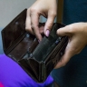 У двух кировчанок в счет долга списывали почти всю пенсию