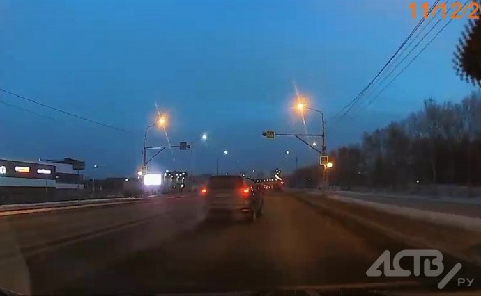 Один не пропустил пешехода, другая хотела ДТП: южносахалинец просмотрел записи с видеорегистратора и ужаснулся