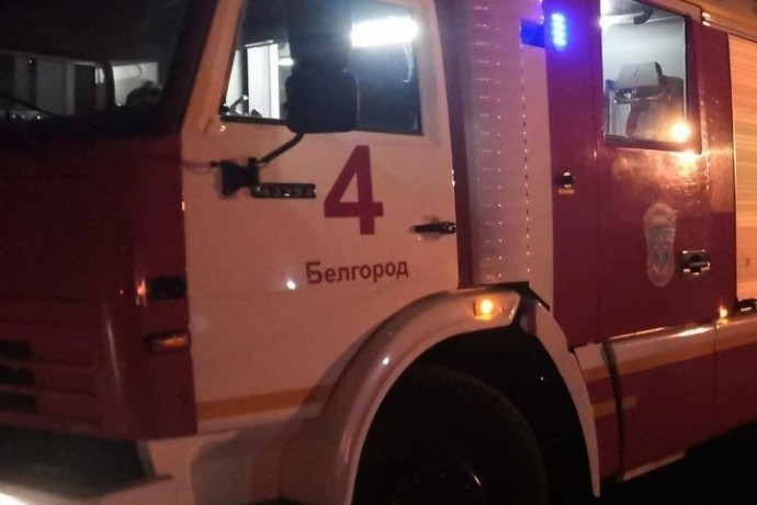 Мини-погрузчик загорелся в Белгороде