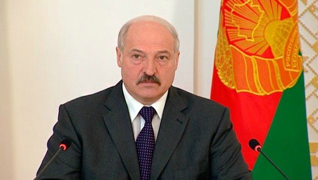 Лукашенко поздравил Эмира и Наследноого принца Государства Кувейт с Национальным днем