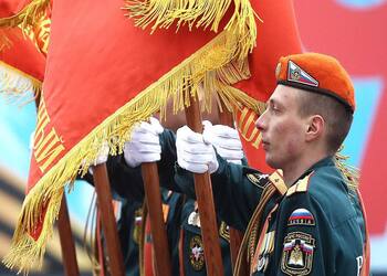 Школьники Благовещенска могут стать участниками Парада Победы в Москве