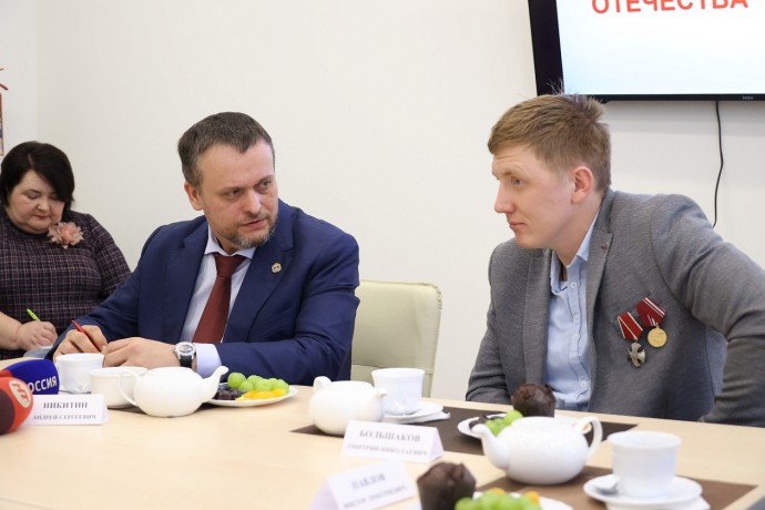 Андрей Никитин поручил создать новую программу поддержки ветеранов СВО