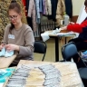 В Благовещенске сотрудники мэрии изготовили мешки для сушки обуви и суперспички