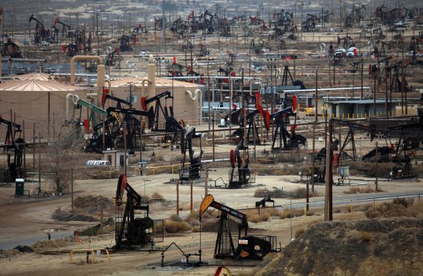 Chevron в пожарном порядке сбегает из Калифорнии в Техас