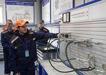 Мастерская для «дорожников» открылась в Амурском техническом колледже