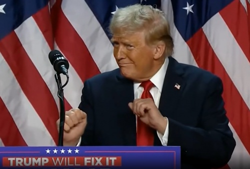 "Америка прежде всего": Трамп временно замораживает иностранную помощь