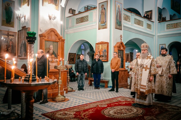 Губернатор Александр Беглов и митрополит Каширский Феогност обсудили вопросы сохранения духовного наследия