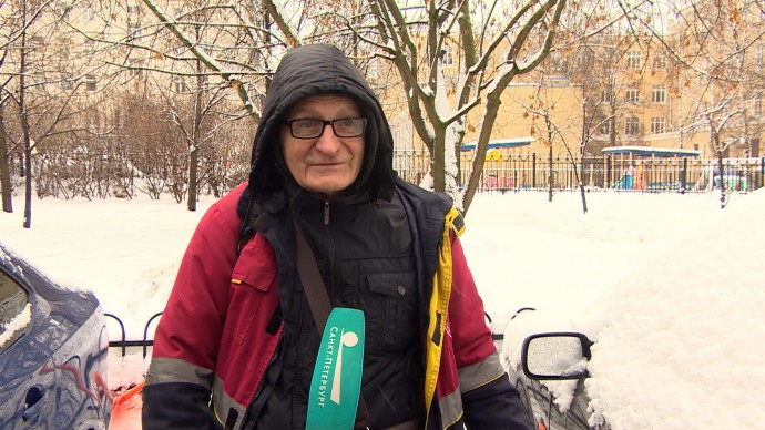 Техник Юрий Федорук: Люди благодарят за уборку снега