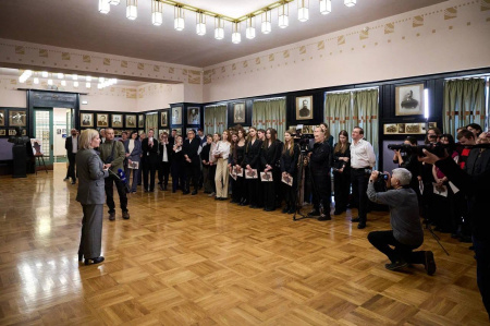 В МХТ им. Чехова открылась выставка к 150-летию со дня рождения В.И. Качалова «Быть Качаловым»