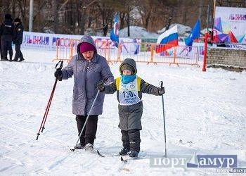 Благовещенцев зовут на лыжную прогулку в выходные