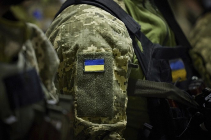 Украинские военные захотели увидеть в окопах сыновей депутатов