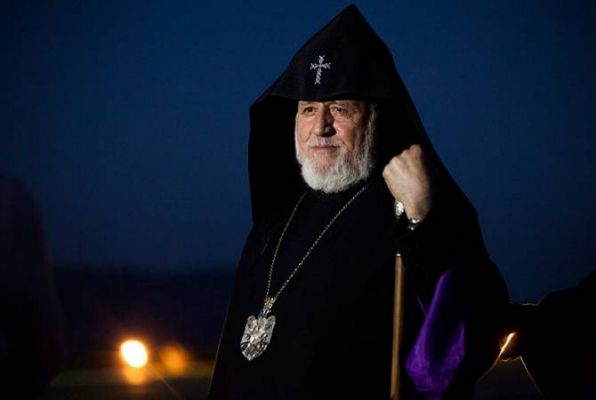 Католикос призвал армян «не искать решений посредством пагубных для родины уступок»