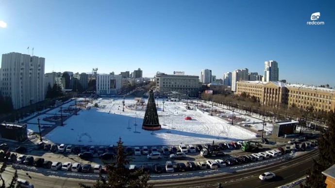 И это все? Владивостокцам показали, как выглядит главная площадь Хабаровска перед Новым годом
