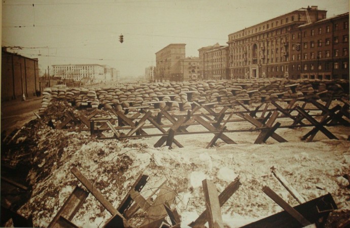 «Они сражались под Москвой» в библиотеке искусств имени А.П. Боголюбова