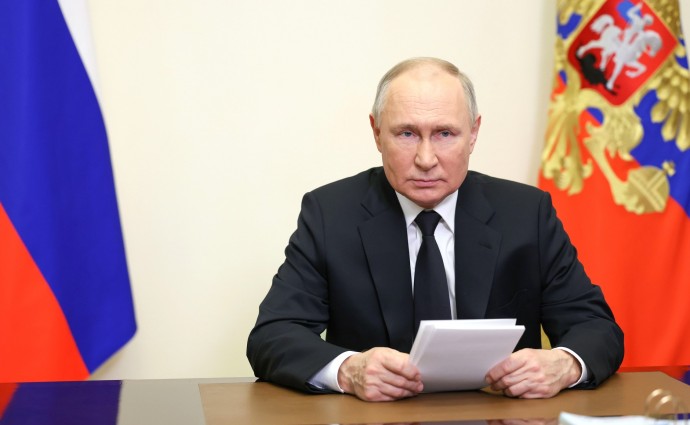 Путин принёс извинения Алиеву в связи с инцидентом с лайнером Azerbaijan Airlines
