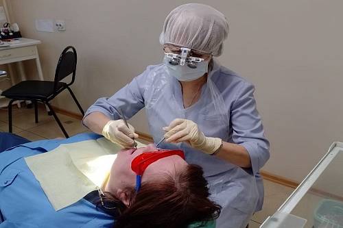 Признаки онкозаболеваний ротовой полости амурские врачи выявляют с помощью стоматоскопа
