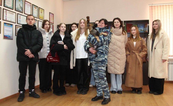 Тульские студенты узнали, как находить отпечатки пальцев