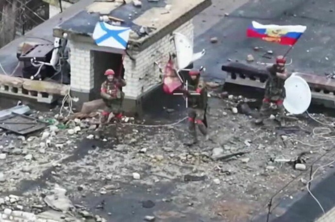 Российские военные подняли флаги над всеми районами Великой Новоселки