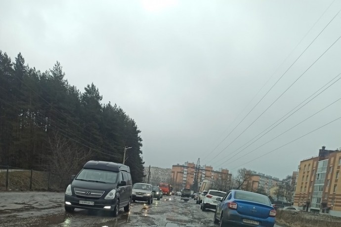 Ярославцы назвали дорогу, которую считают самой ужасной в городе
