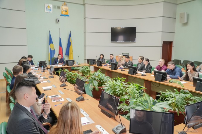В Улан-Удэ начала работу молодёжная палата при горсовете