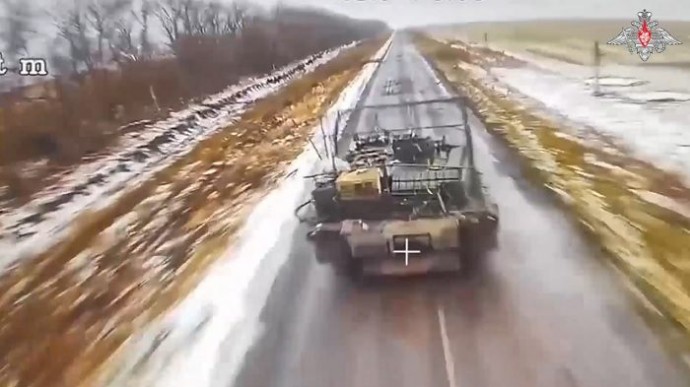 В Курской области ВС РФ ударом FPV-дрона уничтожили танк M1 Abrams