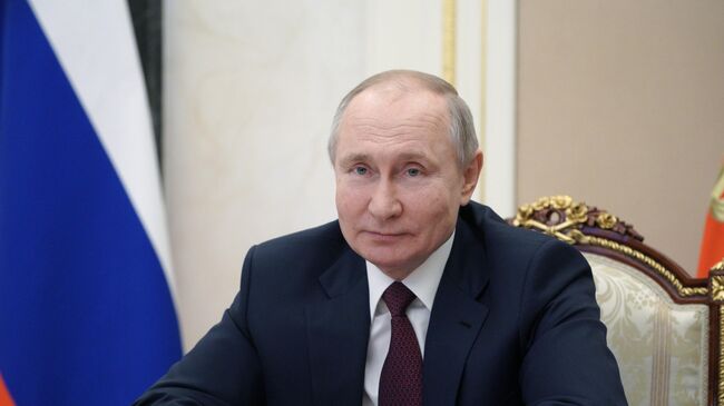 Путин пошутил о необходимых для существования человека химических элементах