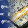 AP: США прекратили финансирование более 90% контрактов USAID