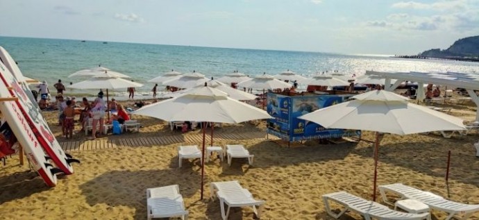 Отдых на Чёрном море в 2025 году. Какие пляжи остаются чистыми и можно ли будет купаться в Анапе 