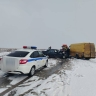 Годовалый ребёнок пострадал в ДТП на заснеженной трассе в Ленинском районе Крыма
