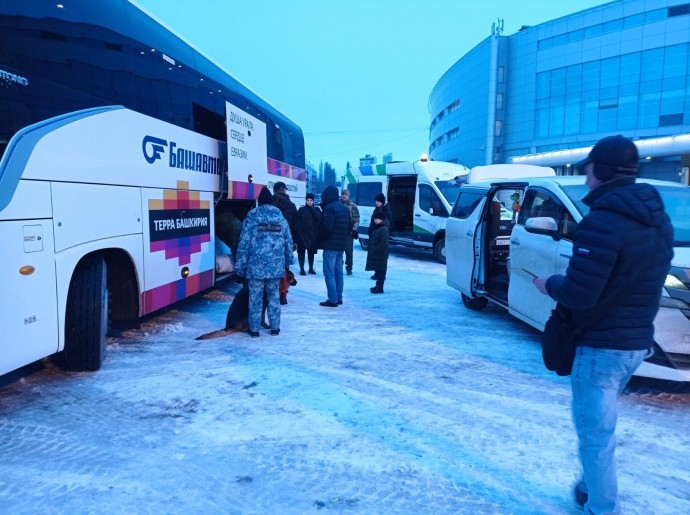 В Башкирии бойцов СВО проводили на службу из отпуска