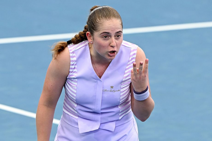 Остапенко вышла в финал турнира в Дохе, уверенно обыграв Швёнтек